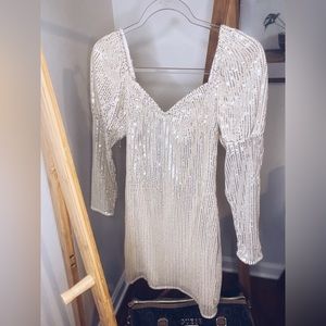 Gold, shimmer dress, zip up, adjustable sleeves, puff shoulders, mid sleeve.